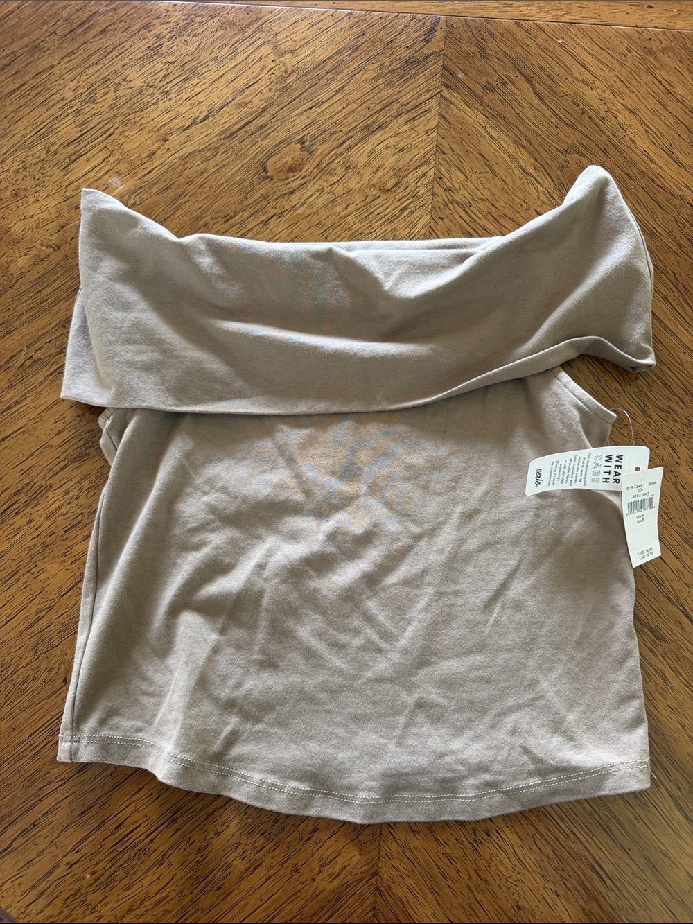 Aerie Chill Up Off Top